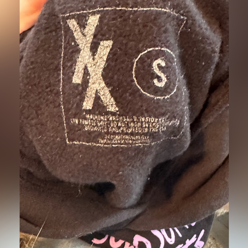 Machine Gun Kelly Concert Merch Hoodie - Picture 3 of 3